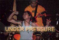 [UNDER PRESSURE LIVE!]